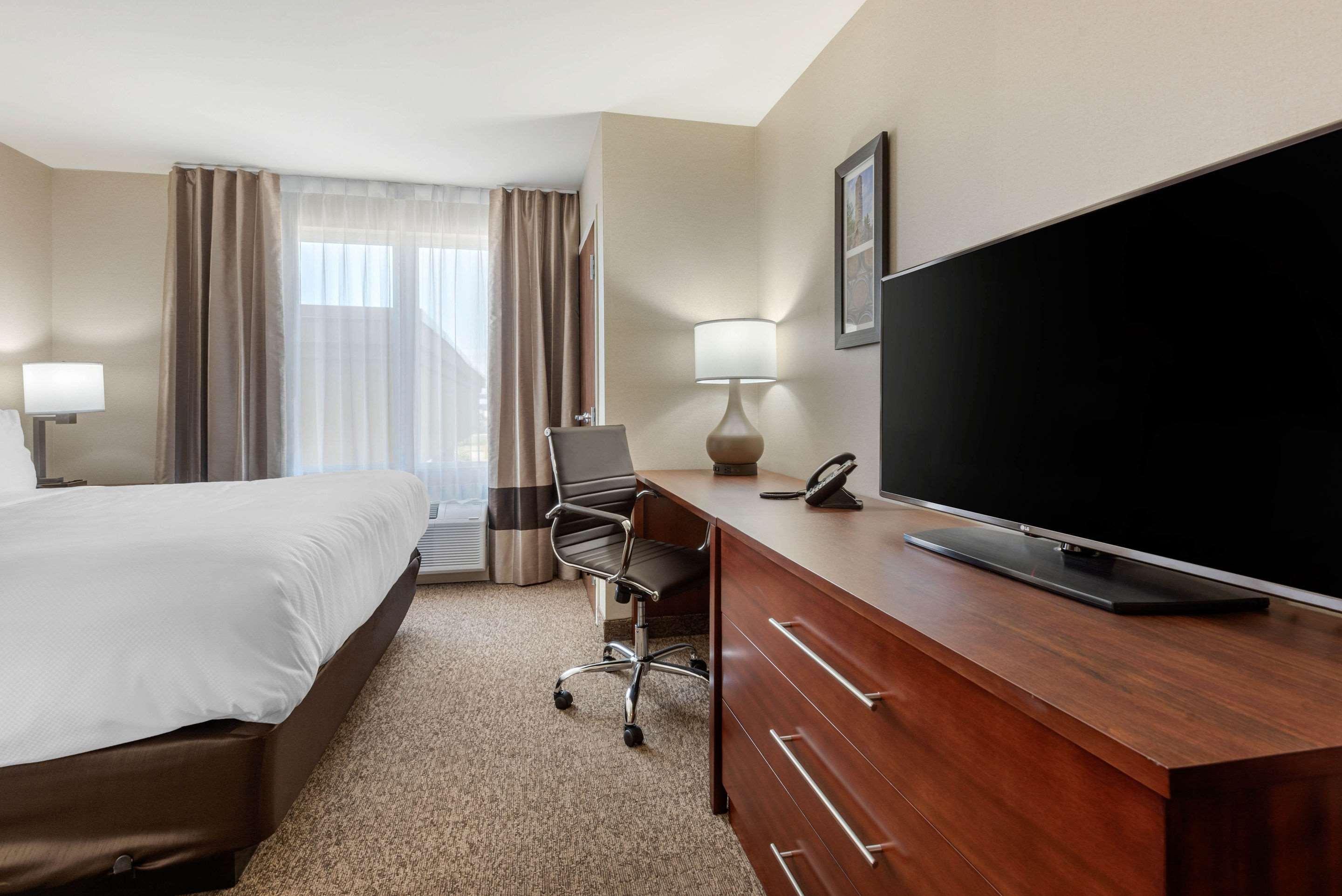 Comfort Inn & Suites Greater Napanee Ngoại thất bức ảnh